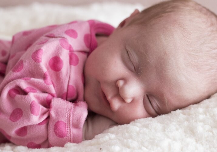Spánok novorodenca: ako uspať bábätko>