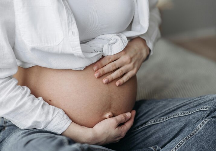 Nadúvanie a plynatosť v tehotenstve: riešenia a tipy pre pohodlné tehotenstvo