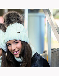 Zimná čiapka s tunelom Karolina BIG