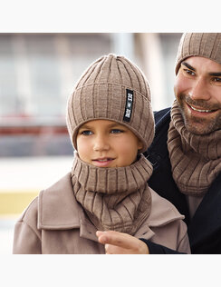 Chlapčenská čiapka a tunel AJS LORENZO