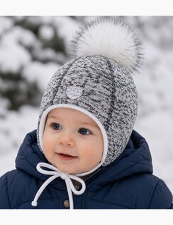 Zimná čiapka s brmbolcom Sandra BOY