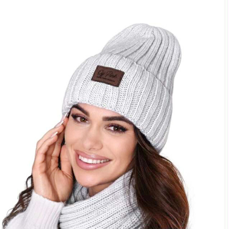 Dámska zimná čiapka  OFF Pink Cyntia