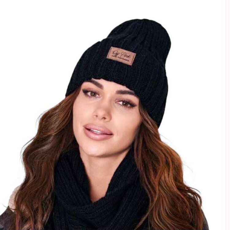 Dámska zimná čiapka  OFF Pink Cyntia