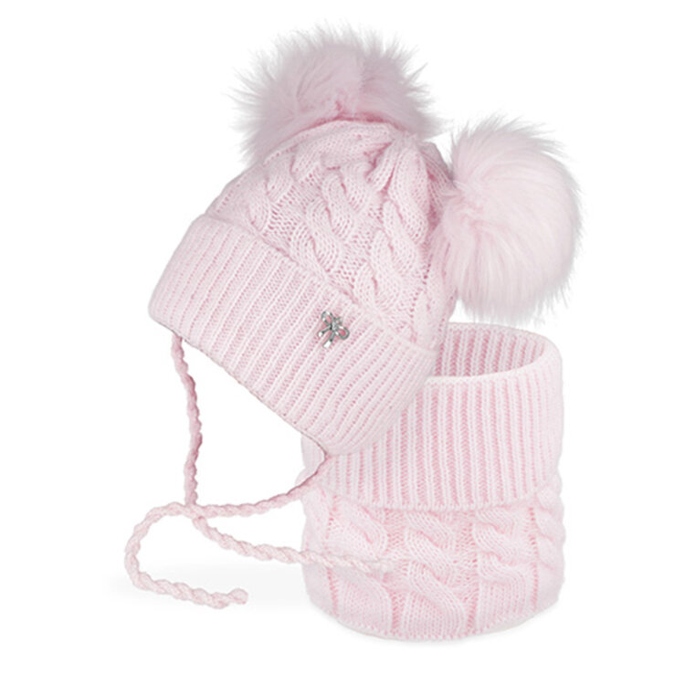 Zimná čiapka a tunel Sanna