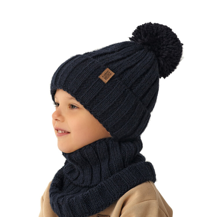 Chlapčenská čiapka a tunel AJS Charlie