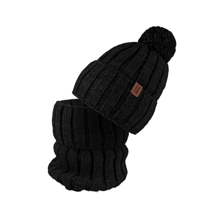 Chlapčenská čiapka a tunel AJS Charlie